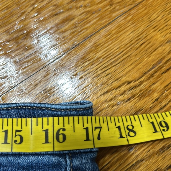 Kut from the Kloth jeans. Catherine Slim Boyfriend. Size 10. - Picture 7 of 11